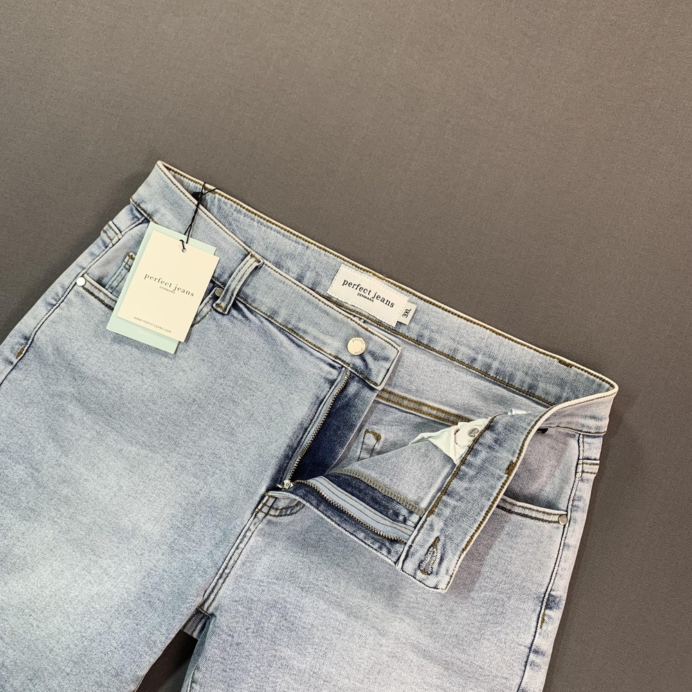 Perfect Jeans Denim Shorts Men 3XL (36) Light Wash Stretch Middle Wave 8" Inseam
